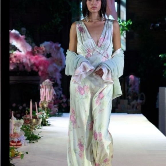 Love Shack Fancy Suniva Slip Dress in 100% Floral Silk Size 12 - Picture 4 of 10